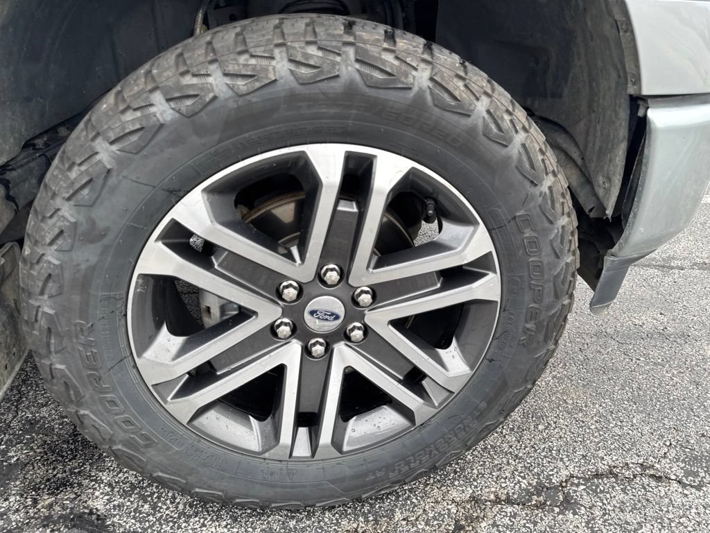 Certified 2021 Ford F150 XL w/ STX Appearance Package AWD/4WD image 37