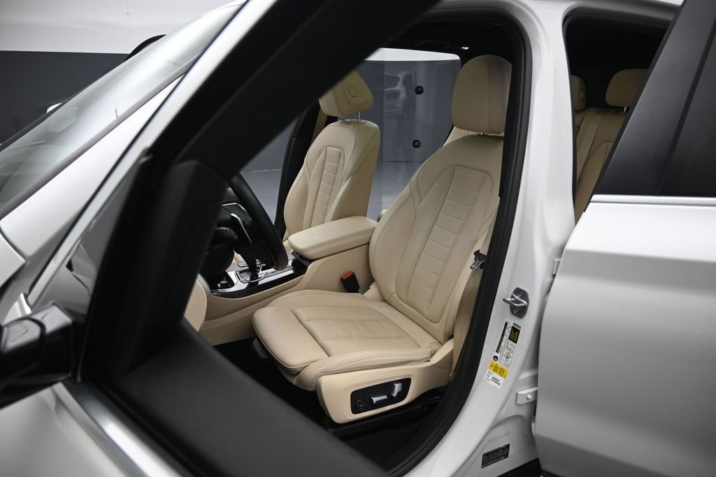 Used 2020 BMW X3 sDrive30i w/ Executive Package RWD image 9