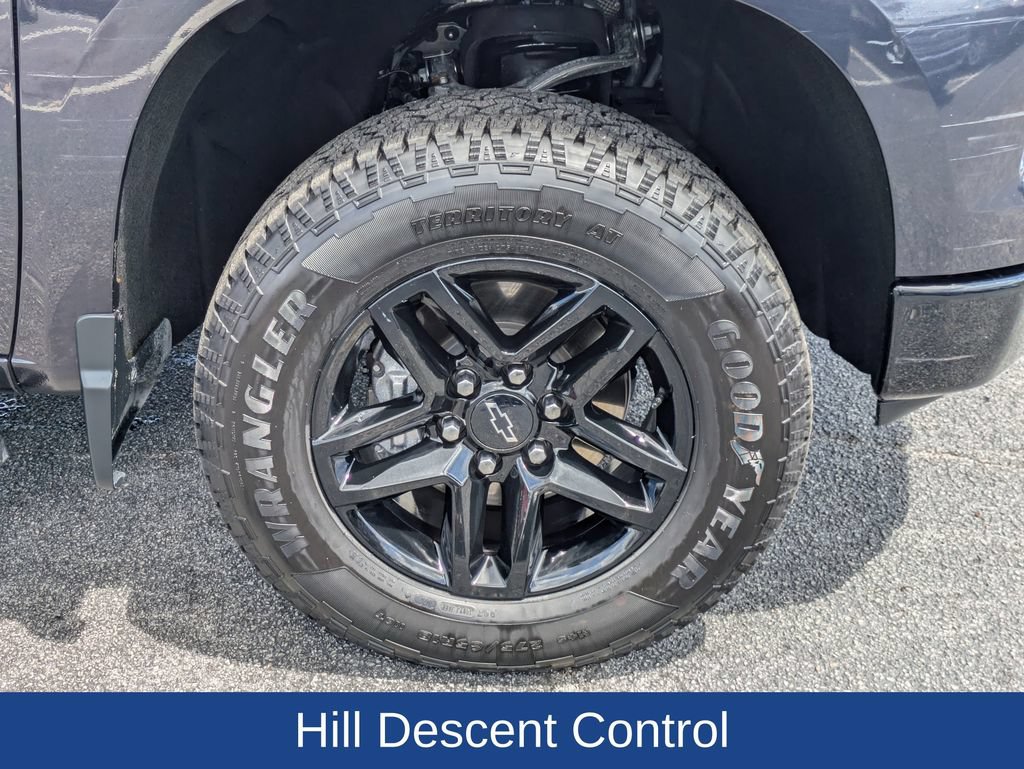 Used 2023 Chevrolet Silverado 1500 LT Trail Boss AWD/4WD image 12