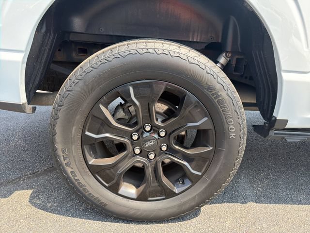 Certified 2023 Ford F150 Platinum w/ Equipment Group 701A High AWD/4WD image 18