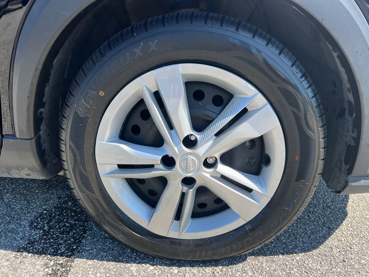 Used 2022 Nissan Kicks S FWD image 14