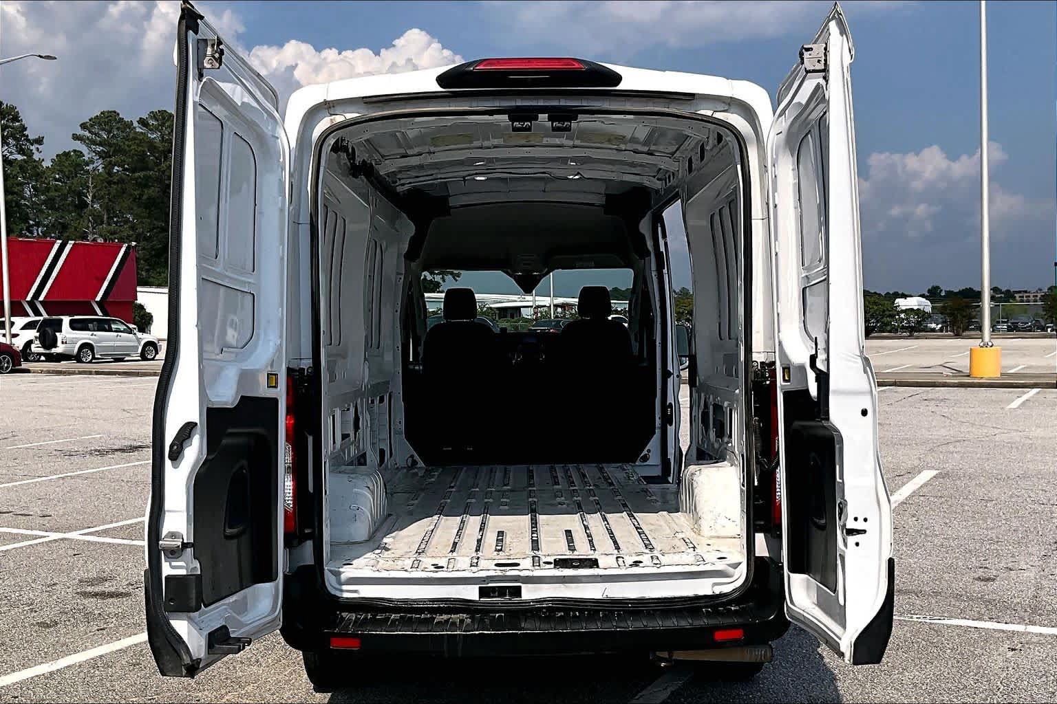Certified 2023 Ford Transit 250 Medium Roof AWD image 36