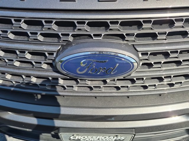 Certified 2023 Ford Explorer XLT w/ Equipment Group 202A RWD image 39