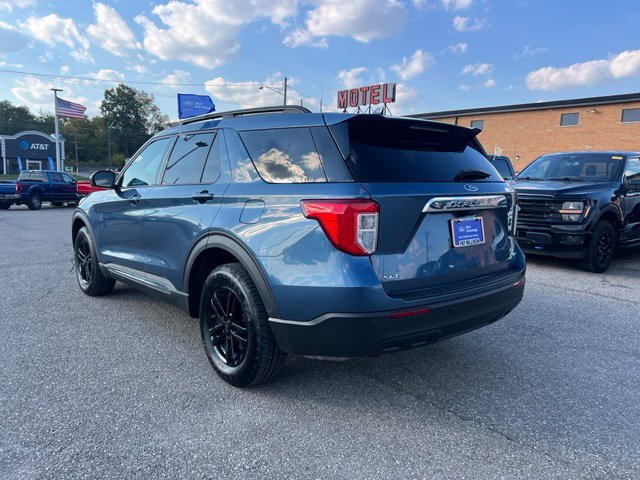 Certified 2020 Ford Explorer XLT w/ Comfort Package AWD/4WD image 6