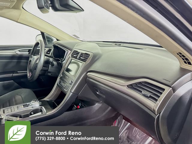 Certified 2019 Ford Fusion SE image 29