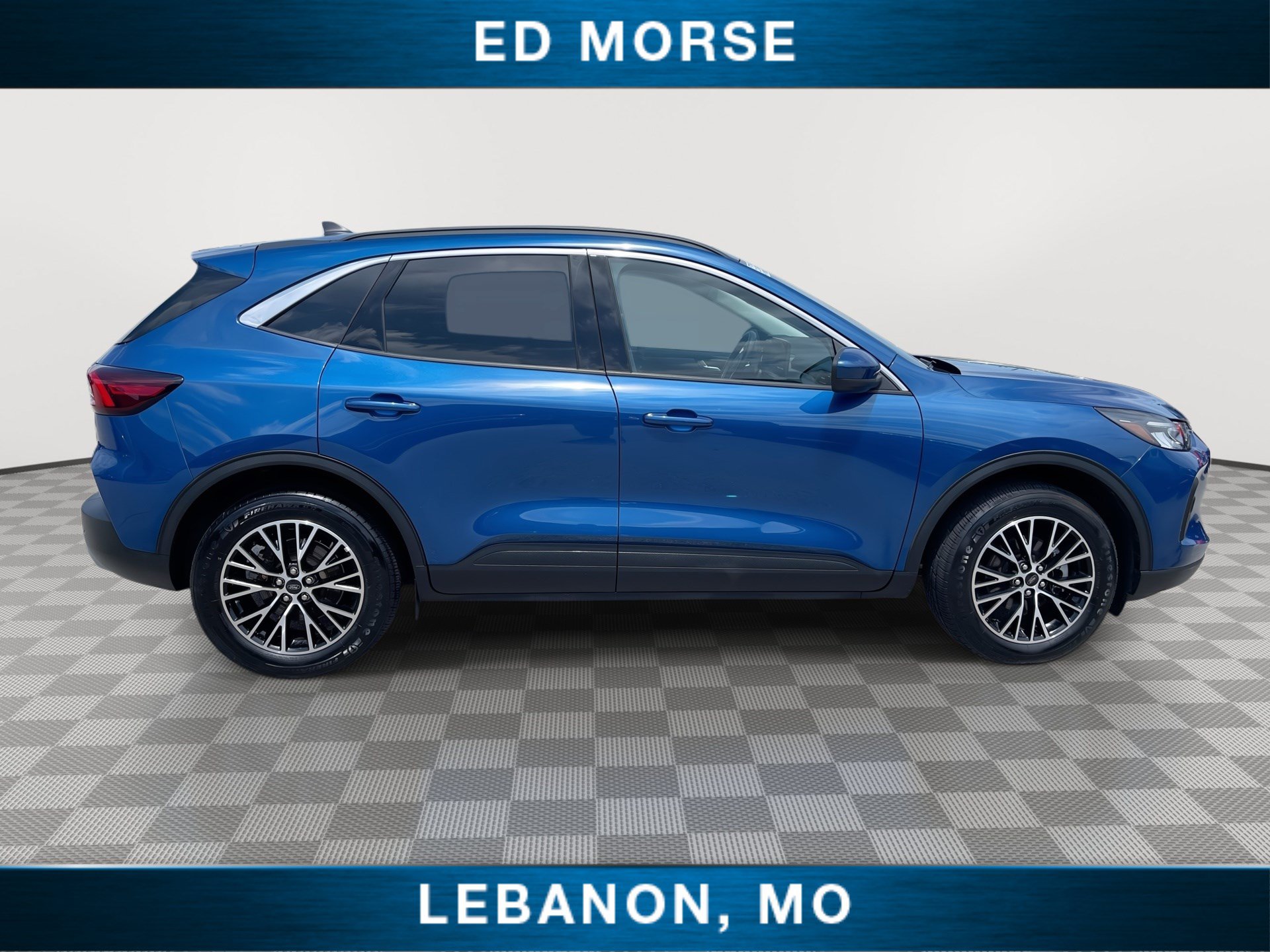Certified 2023 Ford Escape SE FWD image 9