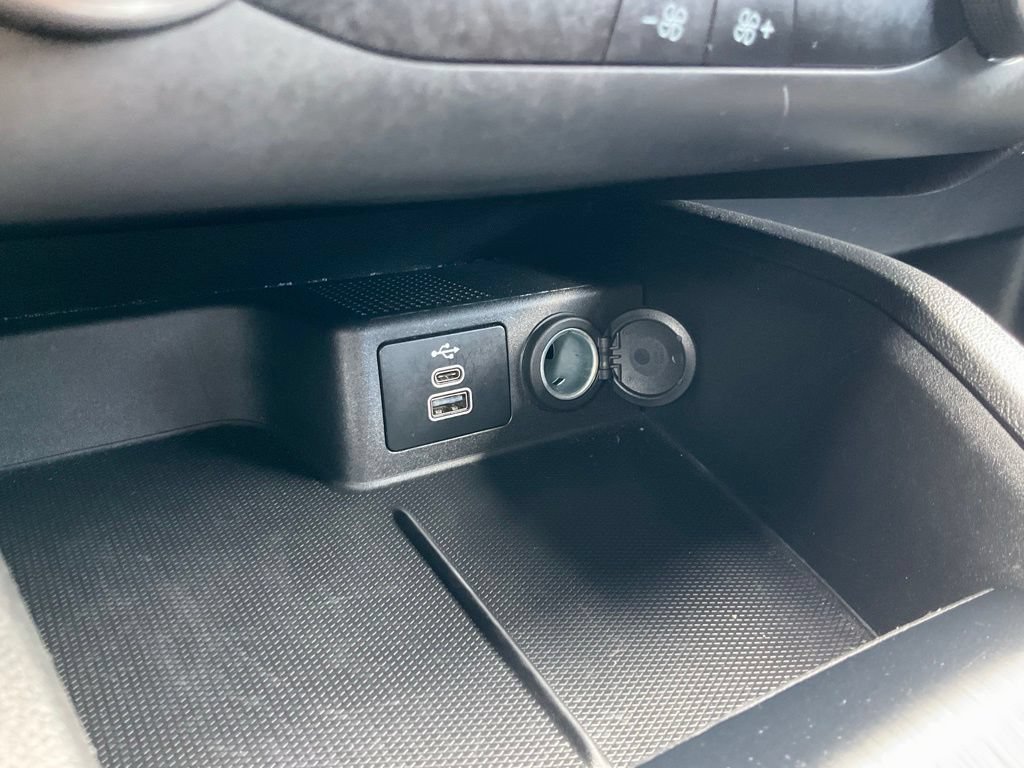 Certified 2025 Ford Escape Active AWD/4WD image 10