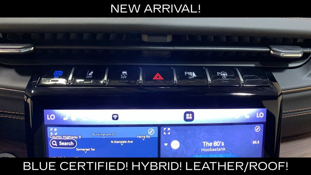 Used 2022 Jeep Grand Cherokee Summit AWD/4WD image 49