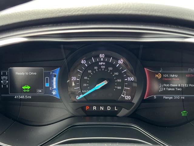 Certified 2019 Ford Fusion Energi Titanium FWD image 18