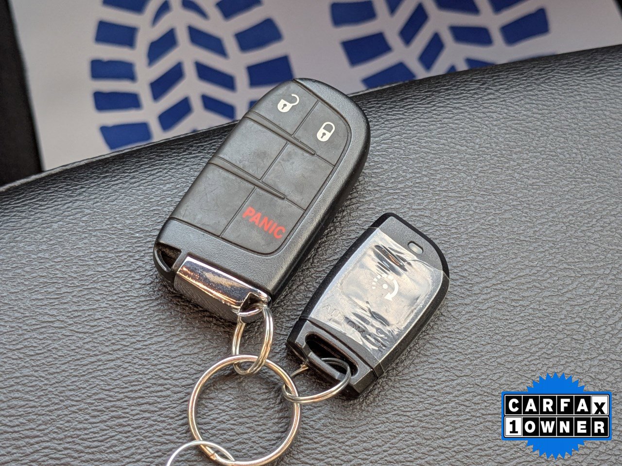 Used 2024 Jeep Compass Latitude image 30