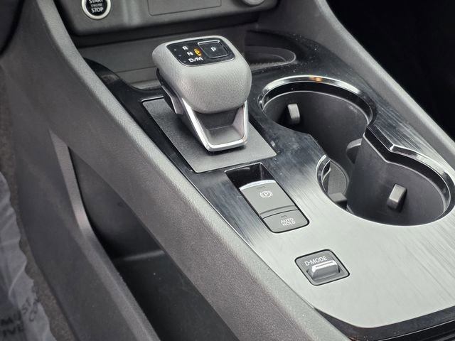 Used 2023 Nissan Rogue SV image 21