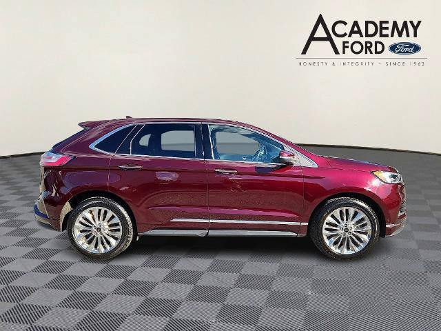 Certified 2020 Ford Edge Titanium w/ Equipment Group 301A AWD/4WD image 7