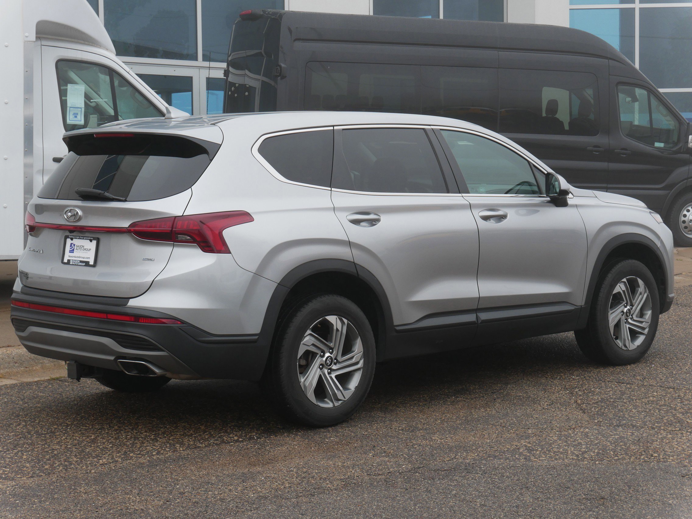 Used 2021 Hyundai Santa Fe SE image 4