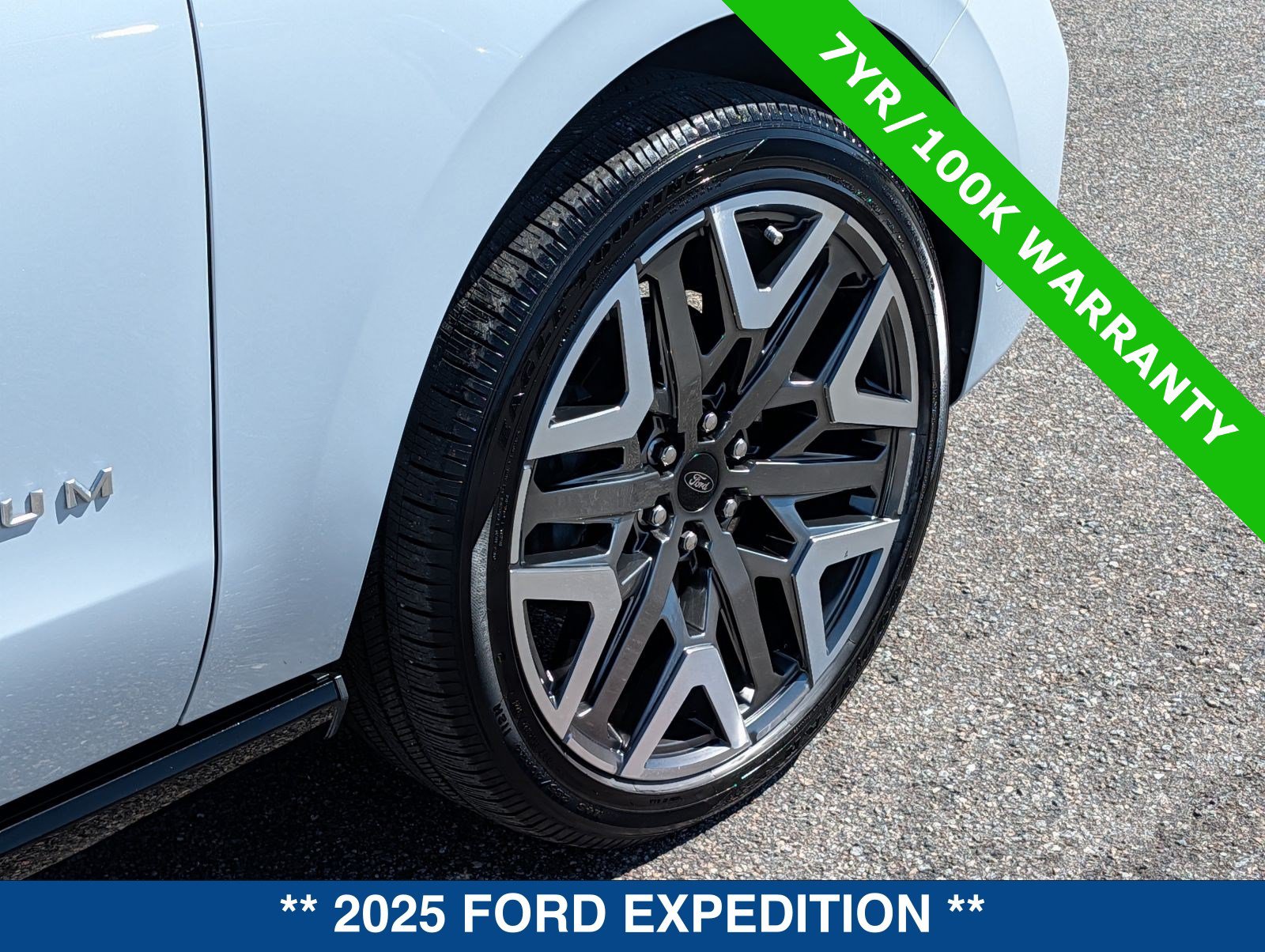 Certified 2025 Ford Expedition Platinum w/ Platinum Ultimate Package AWD/4WD image 13