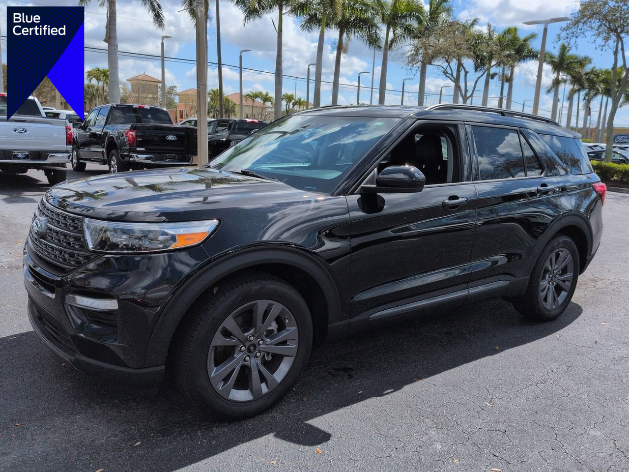 Certified 2023 Ford Explorer XLT w/ Equipment Group 202A