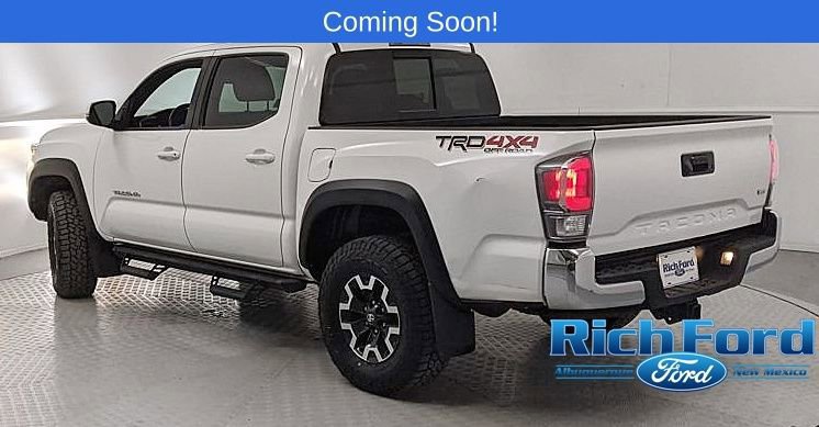Used 2022 Toyota Tacoma TRD Off-Road image 3