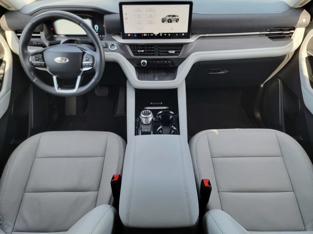 Certified 2025 Ford Explorer Platinum w/ LUX Leather Package AWD/4WD image 27