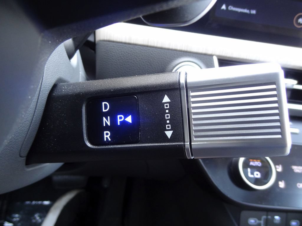 Used 2026 Hyundai Sonata Limited FWD image 27