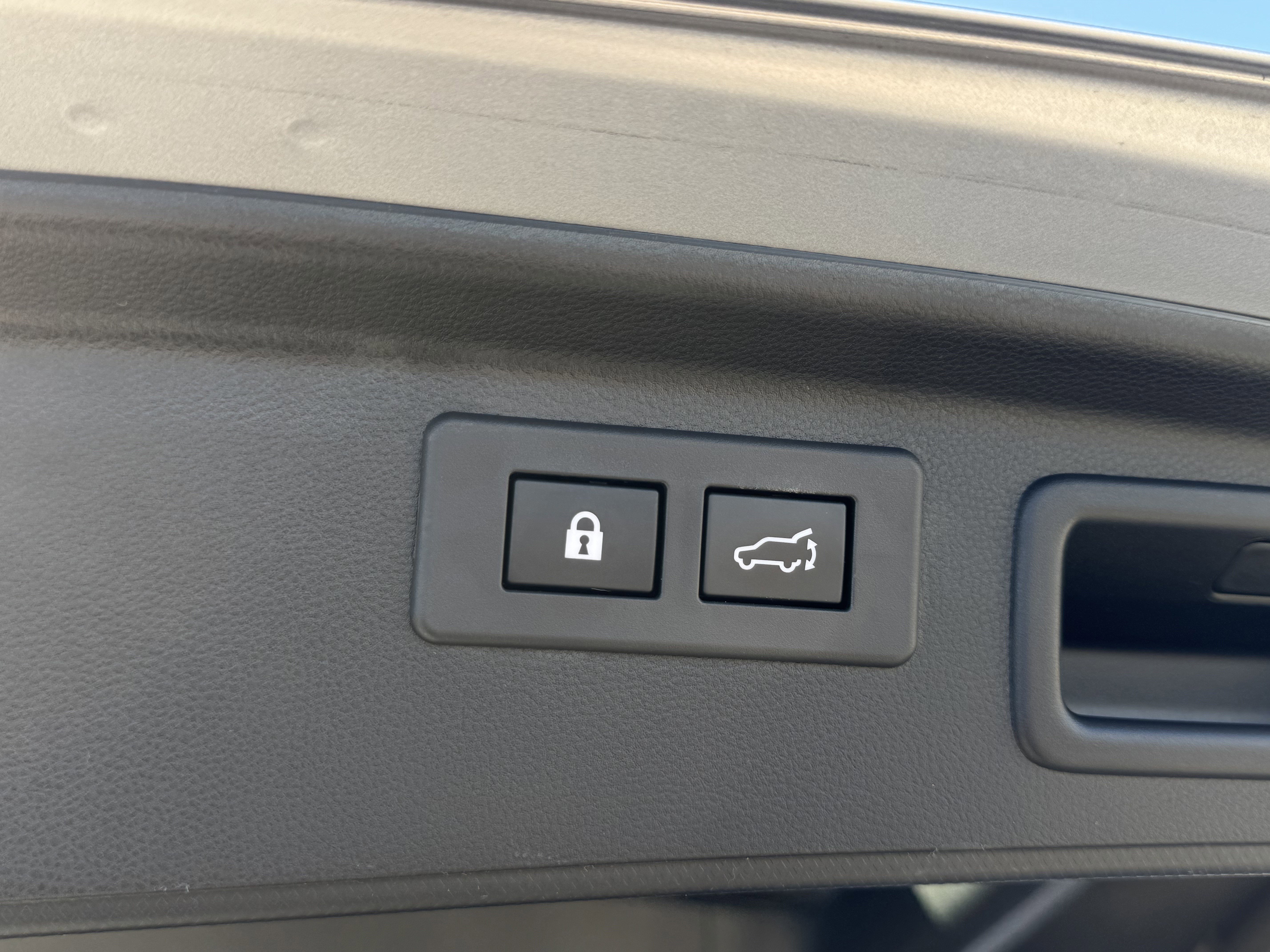 Used 2024 Subaru Forester Limited image 12