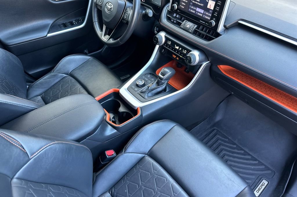 Used 2020 Toyota RAV4 Adventure AWD/4WD image 15