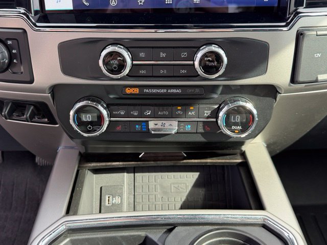 Certified 2022 Ford F250 Lariat w/ Lariat Ultimate Package AWD/4WD image 19