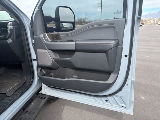 Certified 2024 Ford F250 Lariat w/ Tremor Off-Road Package image 27