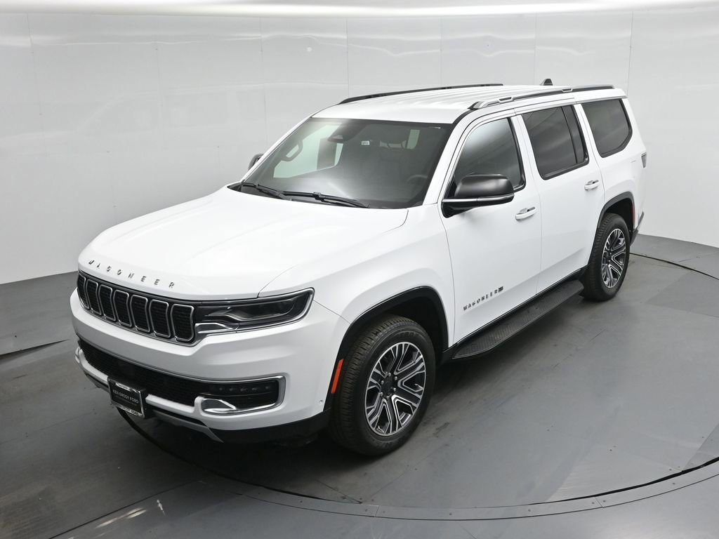 Used 2024 Jeep Wagoneer Series II w/ Flexible Seating Group image 42