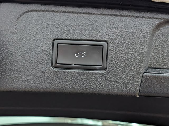 Used 2024 Volkswagen Atlas SEL AWD/4WD image 20