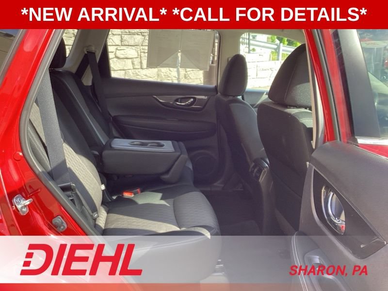 Used 2017 Nissan Rogue SV AWD/4WD image 12