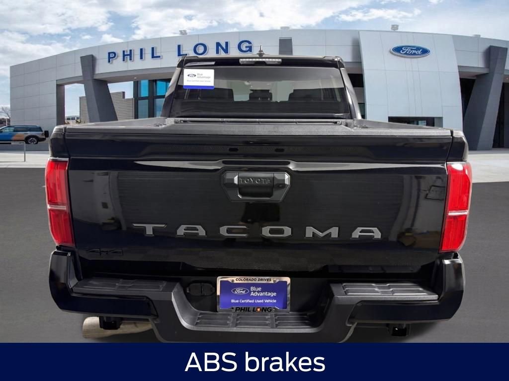 Used 2024 Toyota Tacoma TRD Sport AWD/4WD image 4