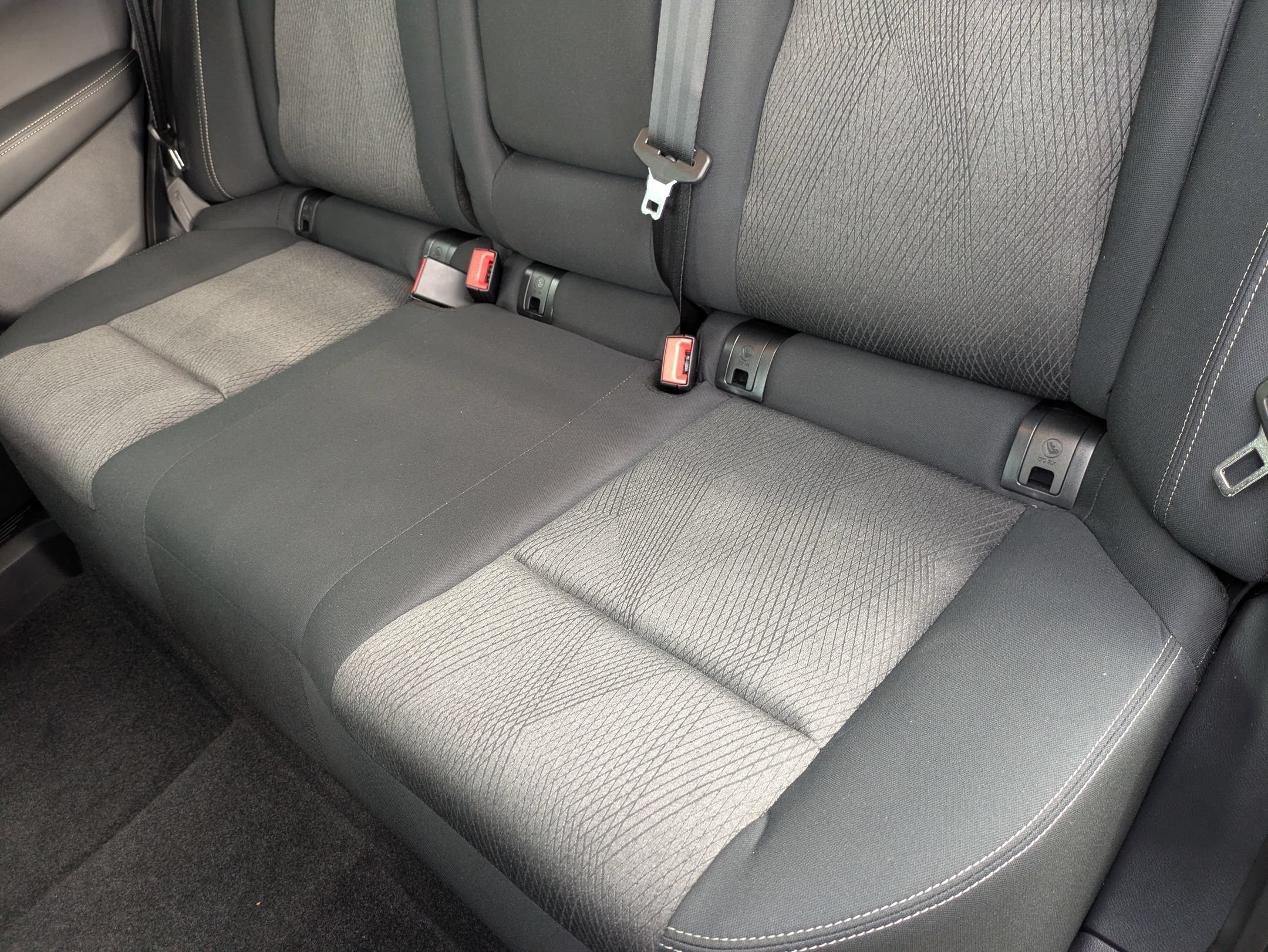 Used 2026 Nissan Rogue SV FWD image 28