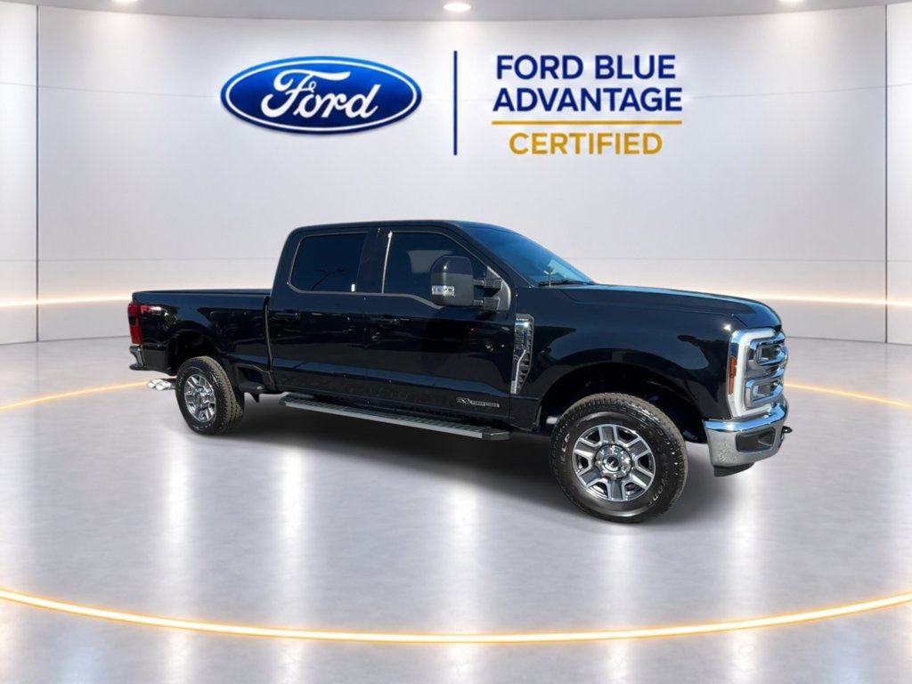 Certified 2025 Ford F250 Lariat w/ FX4 Off-Road Package AWD/4WD image 4
