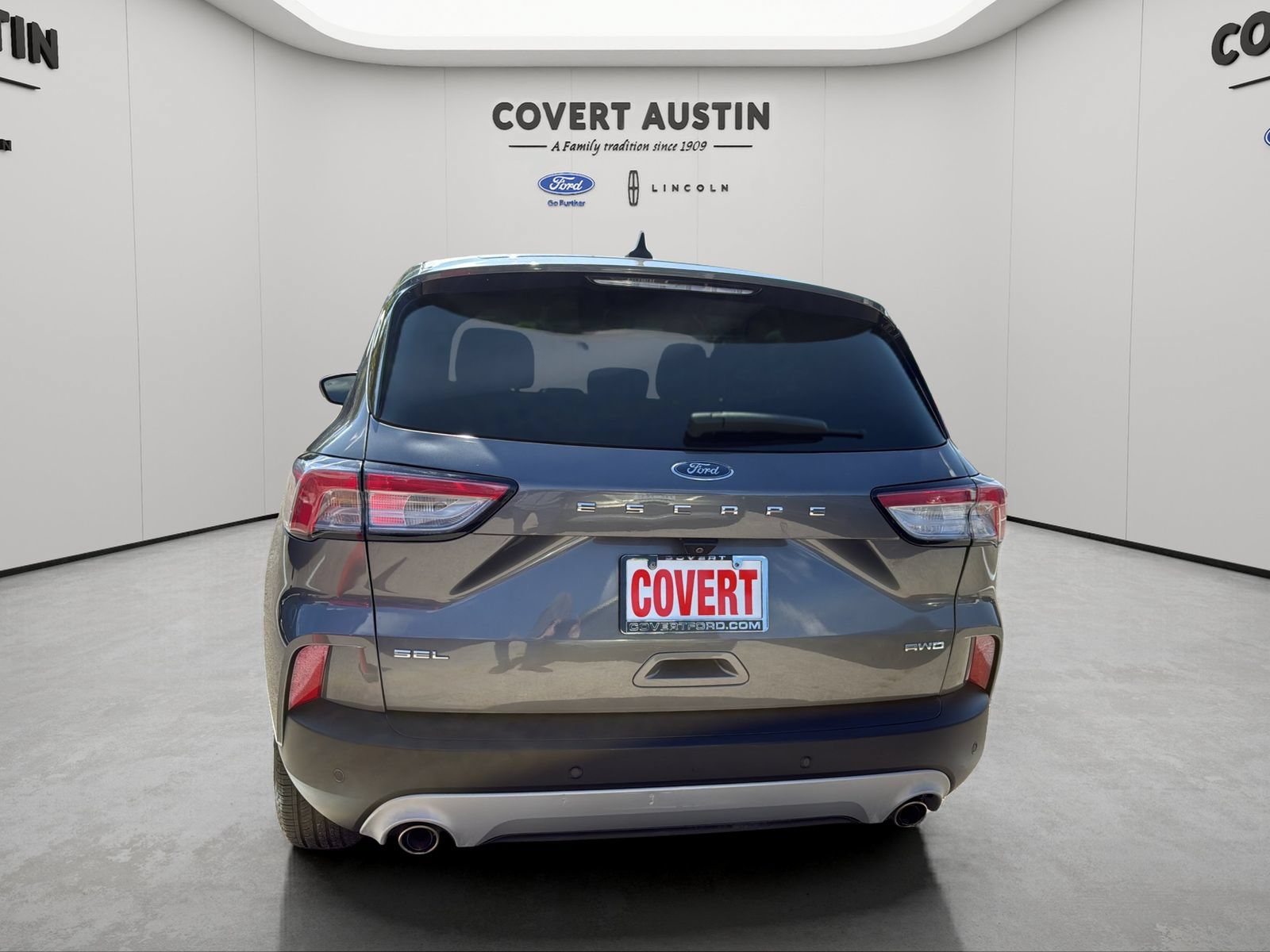 Certified 2021 Ford Escape SEL AWD/4WD image 4