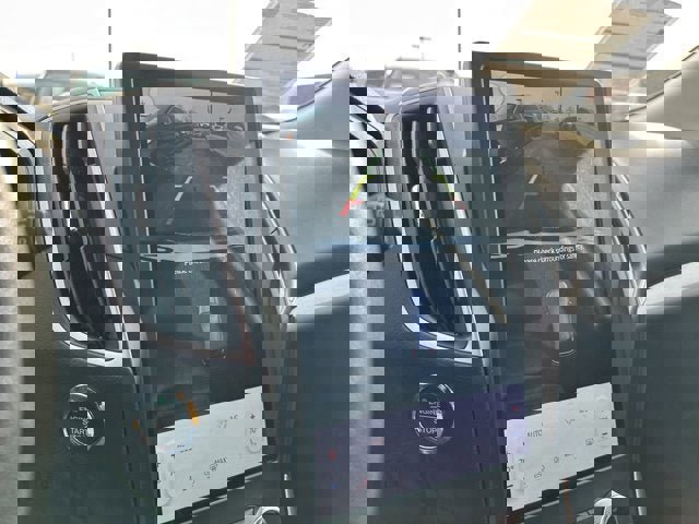 Certified 2024 Ford Edge SEL image 8