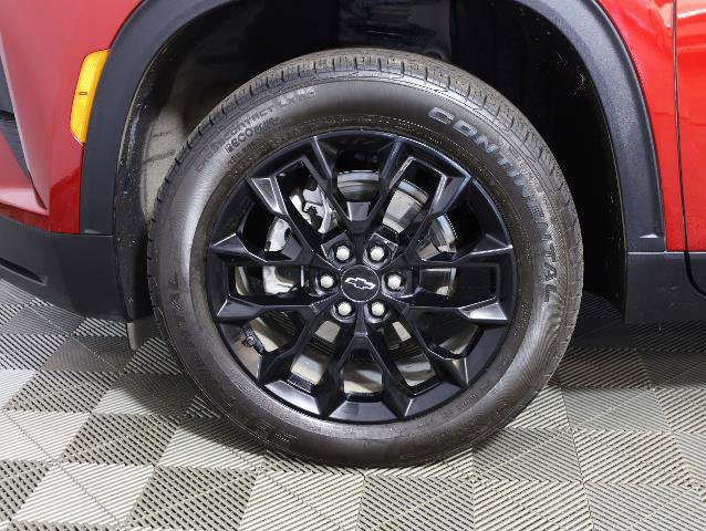 Used 2024 Chevrolet Traverse LT w/ Midnight/Sport Edition image 25