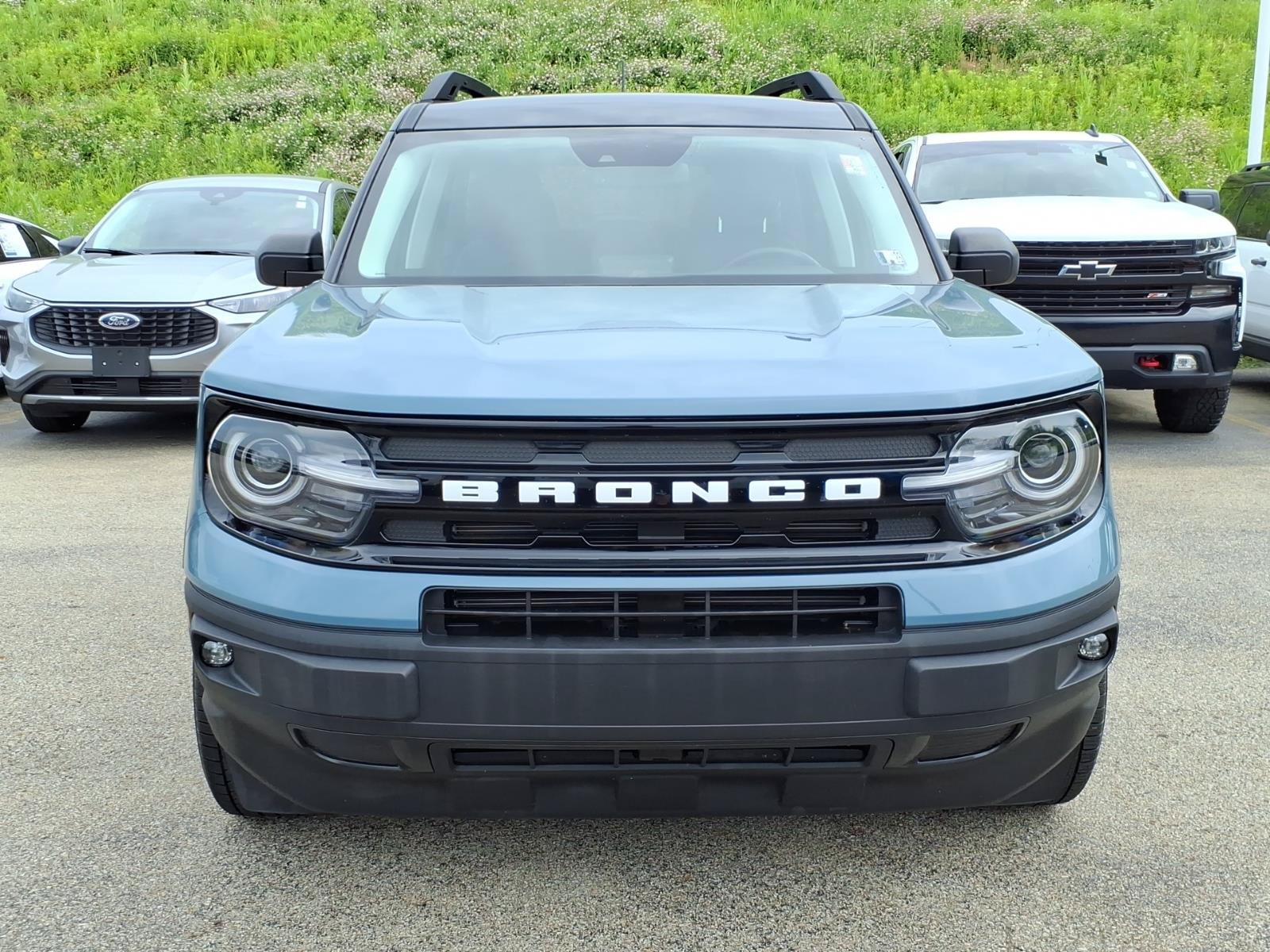 Certified 2022 Ford Bronco Sport Outer Banks w/ Tech Package AWD/4WD image 2