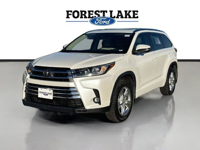 Used 2019 Toyota Highlander Limited AWD/4WD image 3