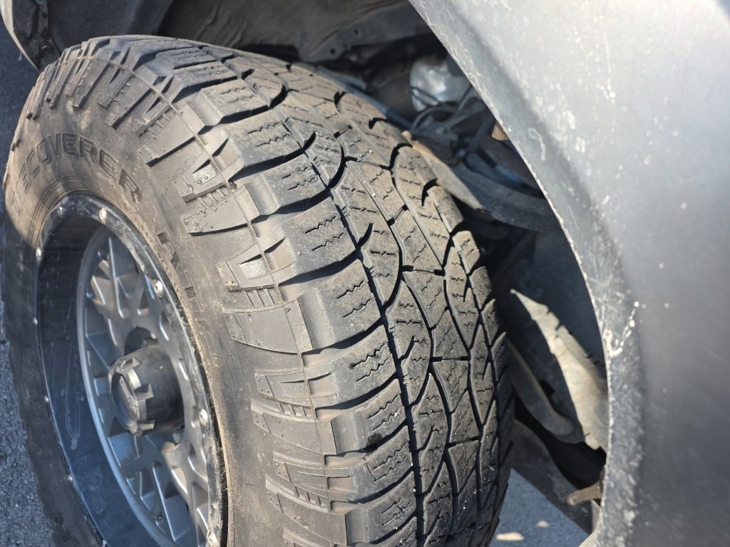 Used 2020 Toyota Tacoma TRD Off-Road image 4