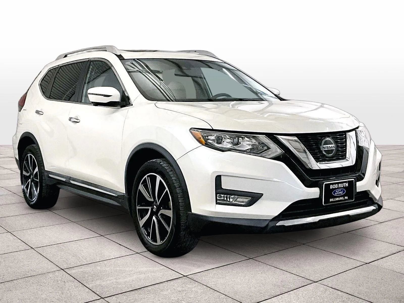 Used 2019 Nissan Rogue SL w/ Premium Package AWD/4WD image 2