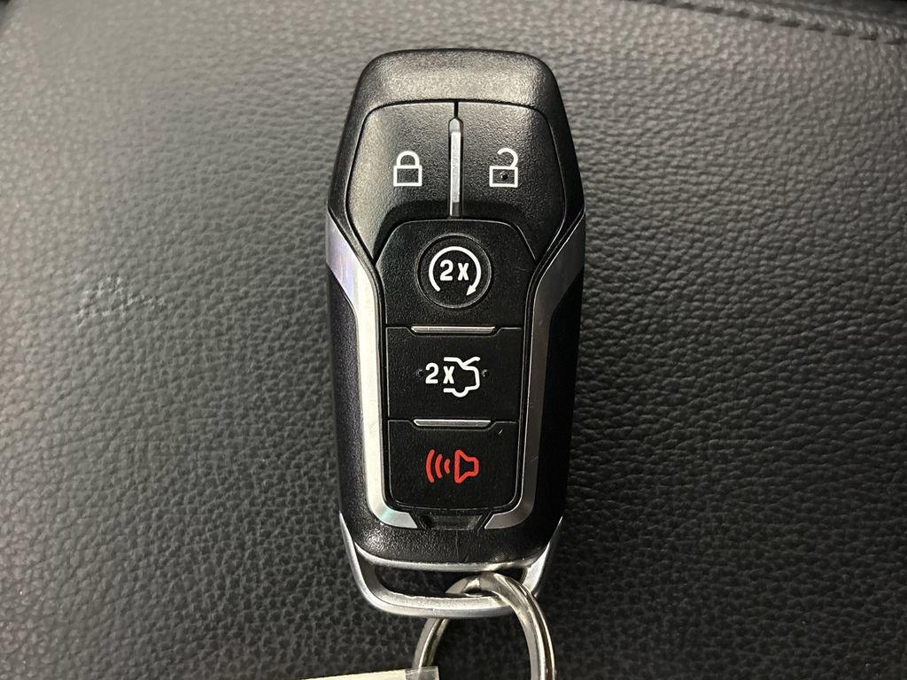 Certified 2017 Ford Explorer Limited AWD/4WD image 33