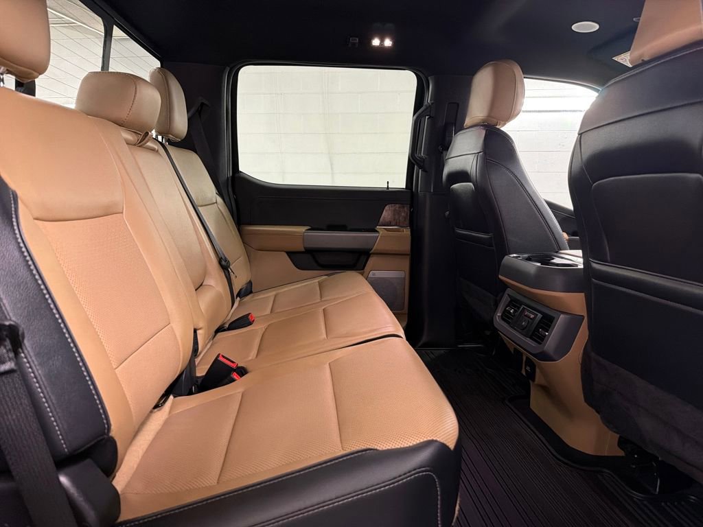 Certified 2024 Ford F250 Lariat w/ Lariat Ultimate Package image 27