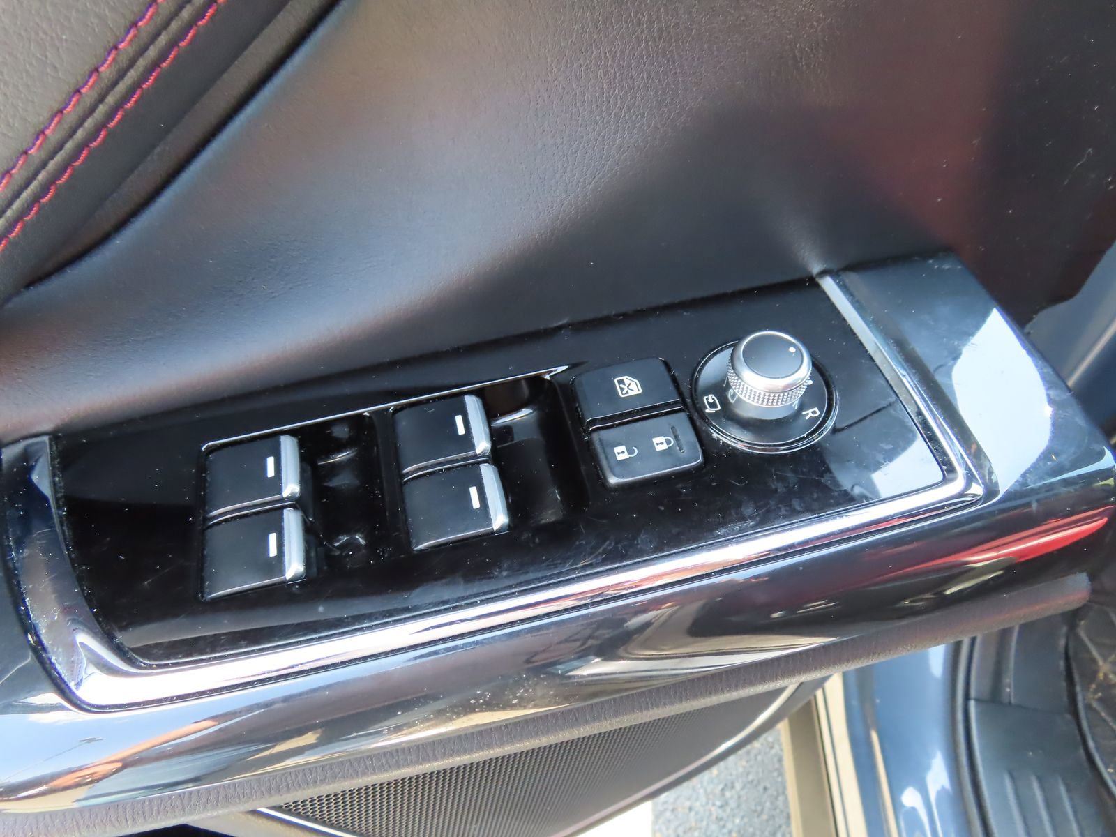Used 2023 MAZDA CX-9 Carbon Edition AWD/4WD image 13