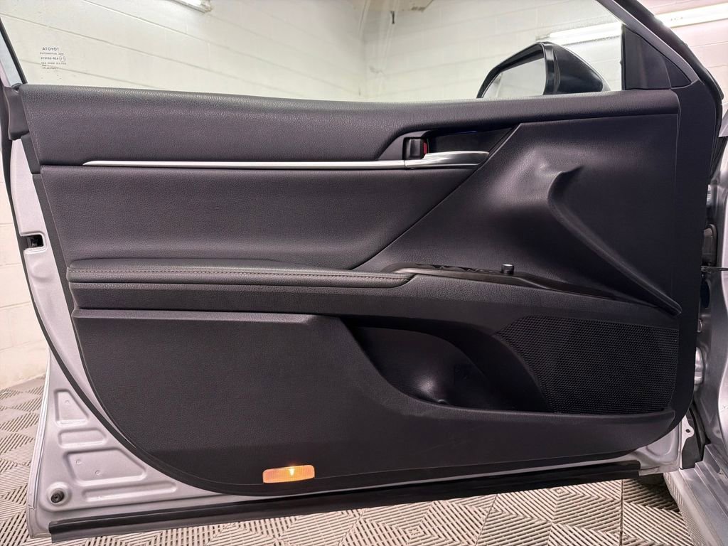 Used 2024 Toyota Camry XSE image 15