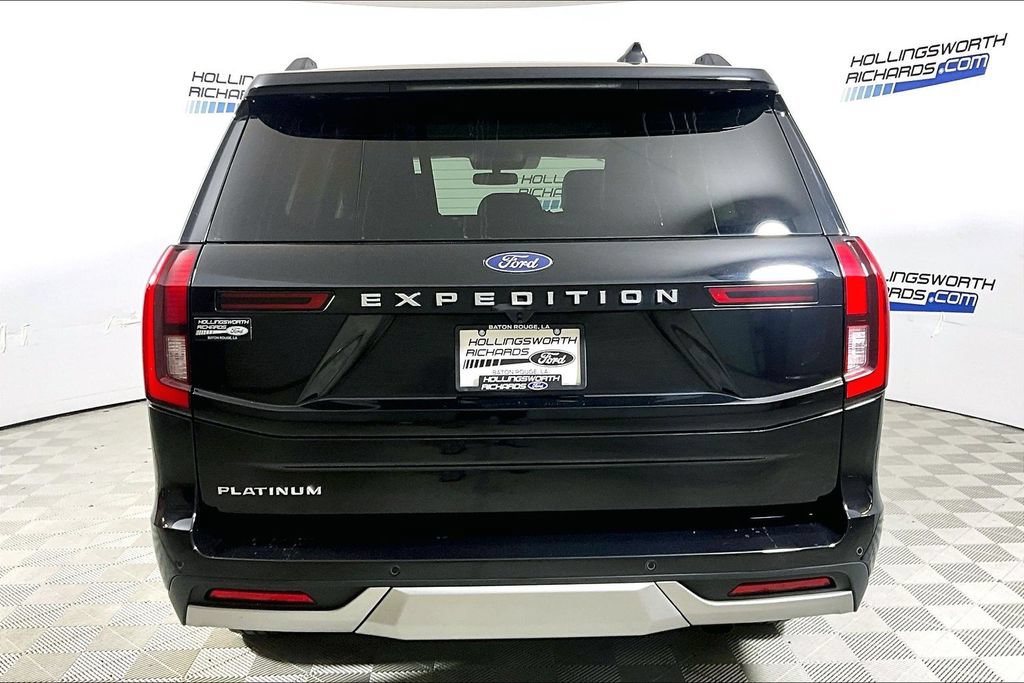 Certified 2025 Ford Expedition Platinum AWD/4WD image 4