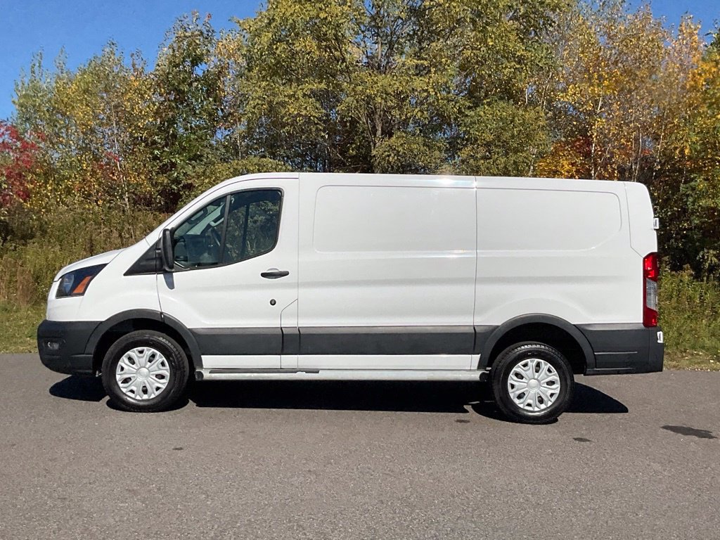 Certified 2025 Ford Transit 250 Low Roof w/ Exterior Upgrade Package RWD image 32