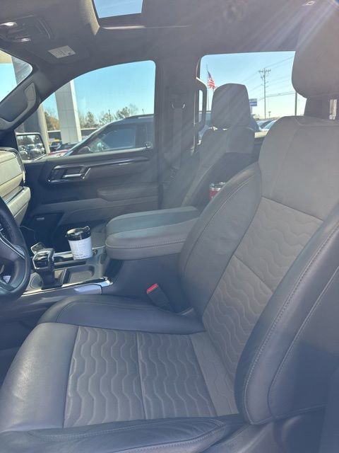 Used 2024 Chevrolet Silverado 1500 ZR2 w/ Technology Package image 6