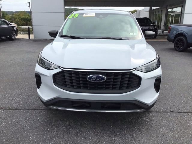 Certified 2025 Ford Escape Active image 7