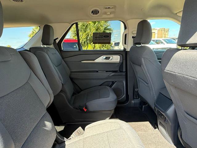 Certified 2025 Ford Explorer Active image 32