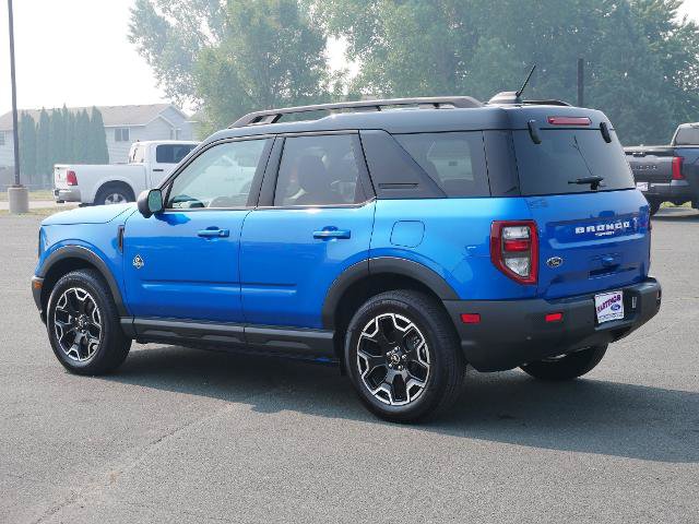 Certified 2025 Ford Bronco Sport Outer Banks w/ Outer Banks Tech Package+ AWD/4WD image 3
