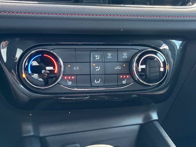 Used 2024 Chevrolet TrailBlazer RS w/ Driver Confidence Package FWD image 22